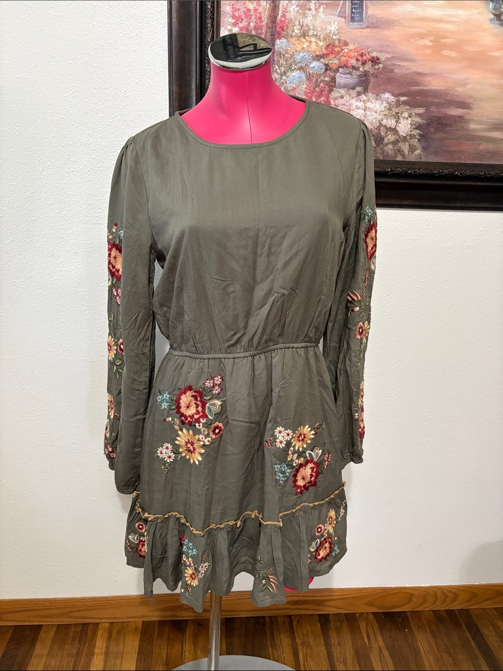 NWT! Savanna Jane Embroidered Boho Olive Green Long Sleeve Dress Floral Fall M